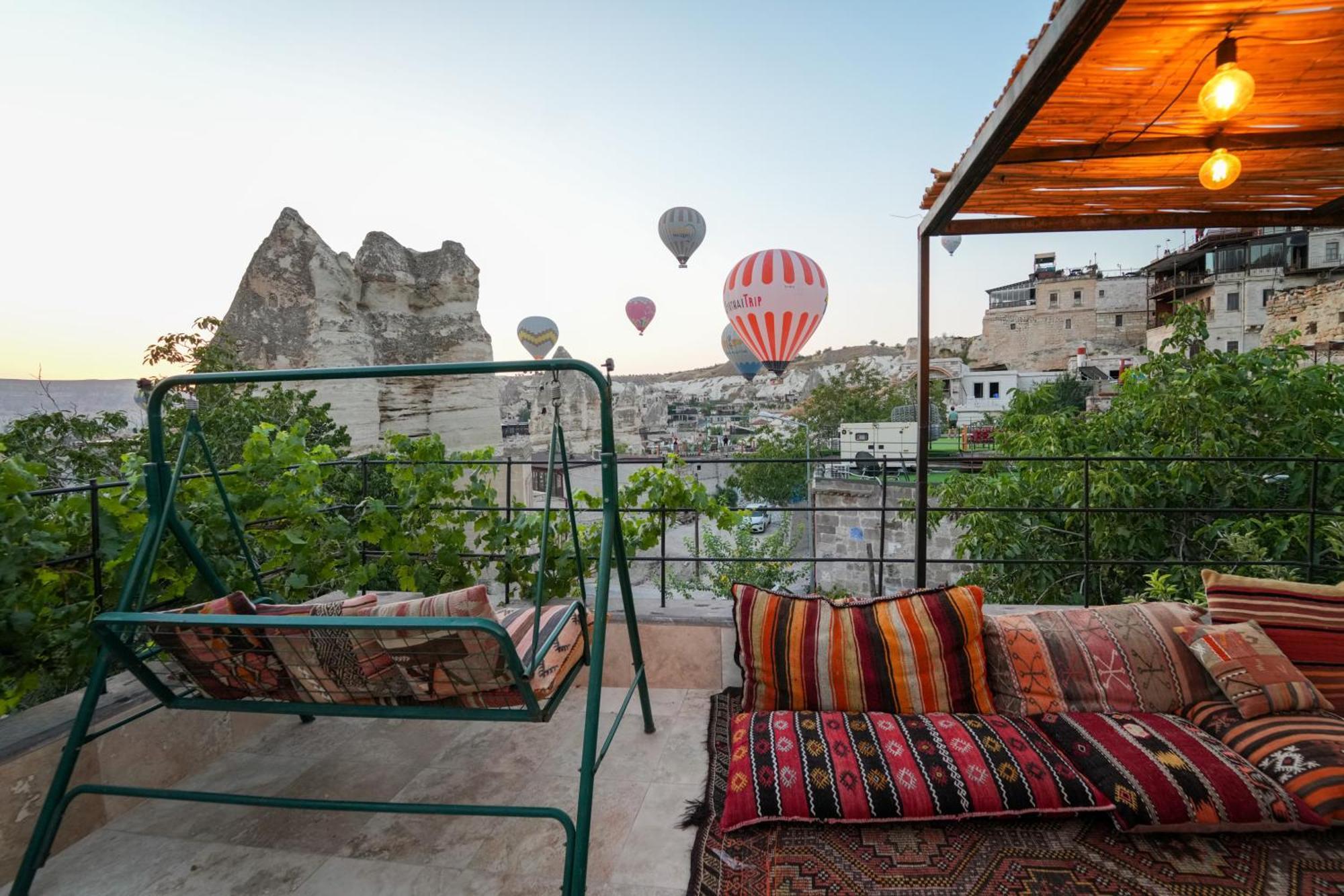 Matiana View Cave Hotel เกอเรเม ภายนอก รูปภาพ