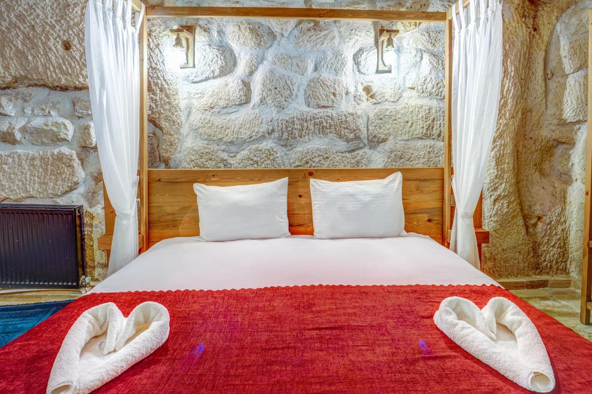 Matiana View Cave Hotel เกอเรเม ภายนอก รูปภาพ
