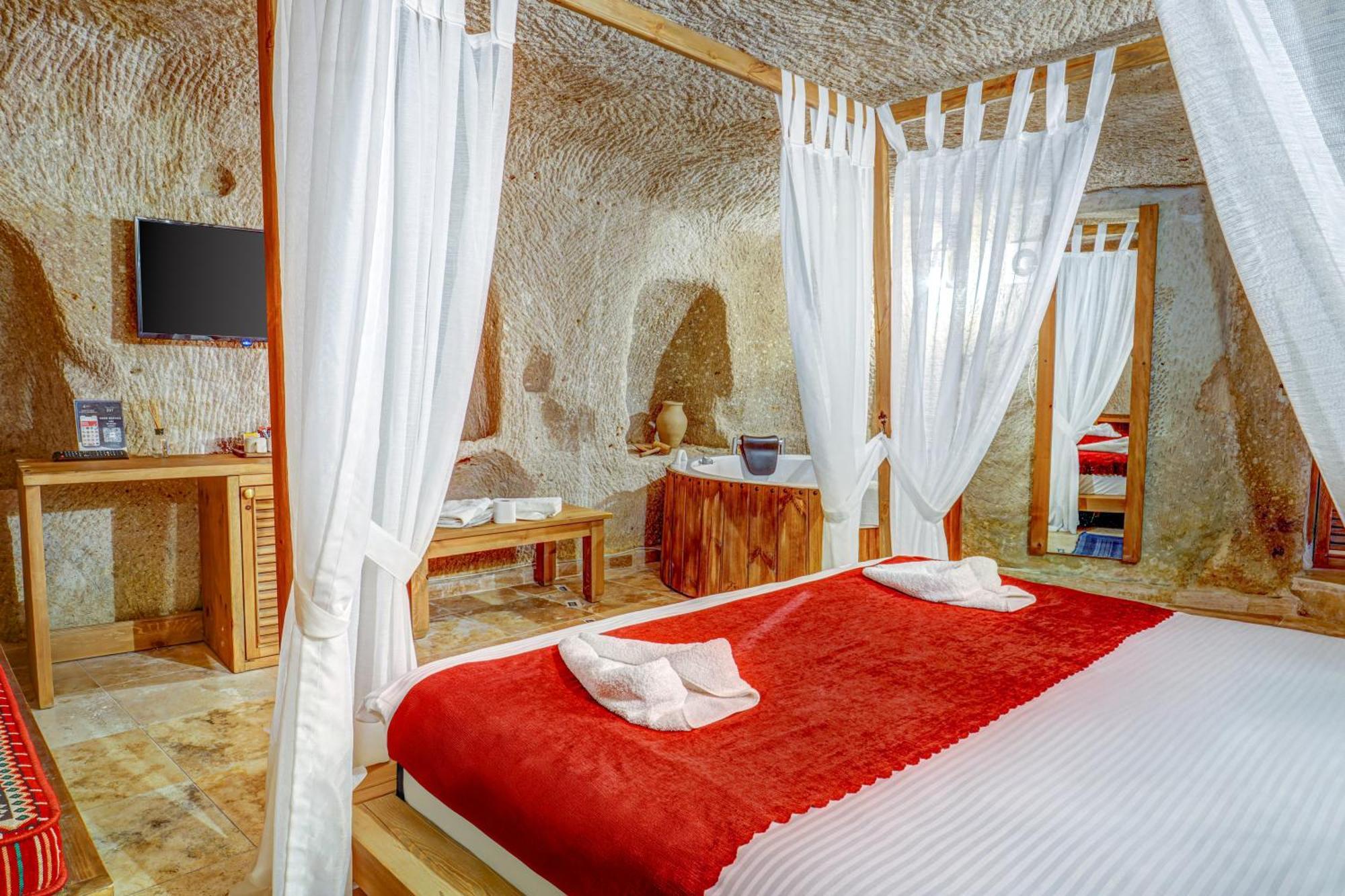 Matiana View Cave Hotel เกอเรเม ภายนอก รูปภาพ