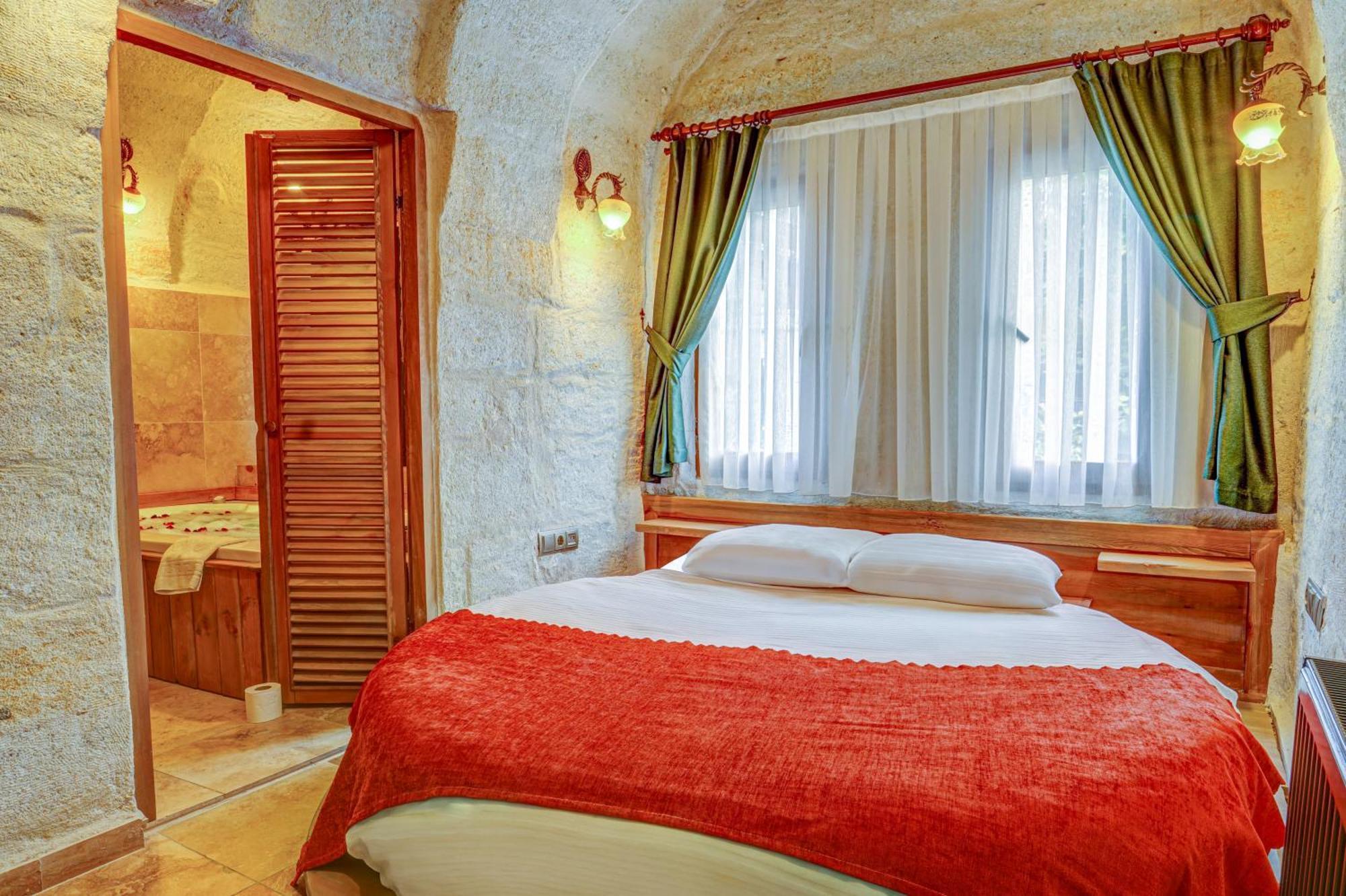 Matiana View Cave Hotel เกอเรเม ภายนอก รูปภาพ